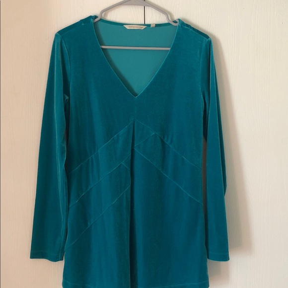 Woman’s falll long sleeve velvet Soft Surroundings Teal V-Neck top - Picture 1 of 10